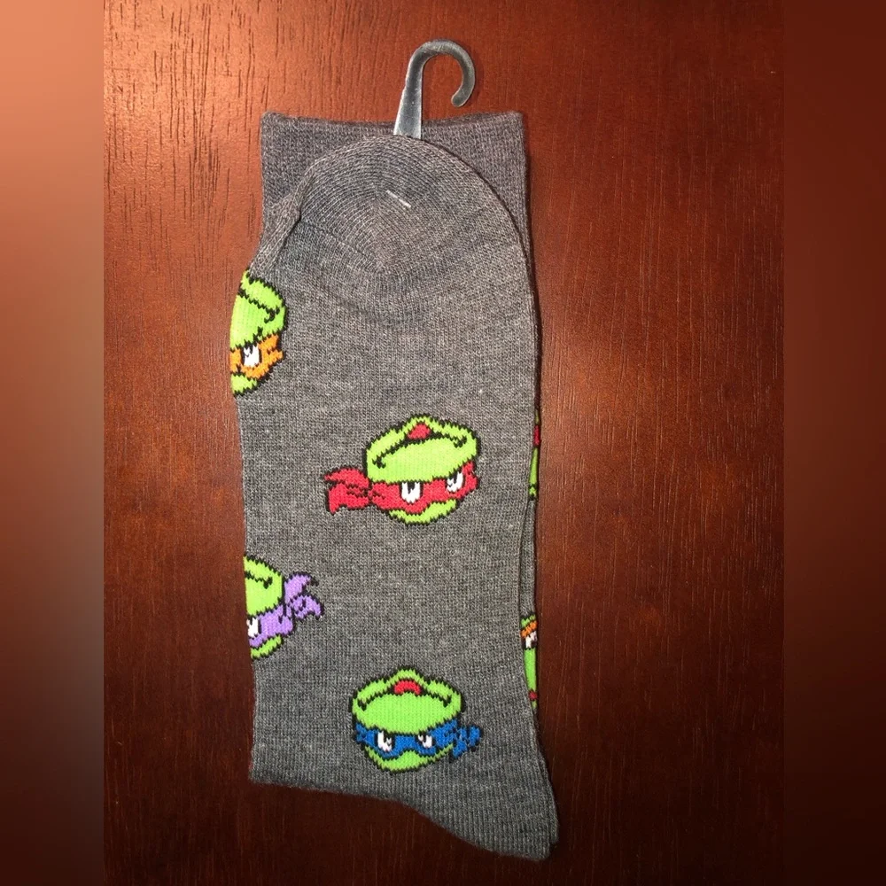 TEENAGE MUTANT NINJA TURTLES NOVELTY CREW SOCKS NWT MEN’S SHOE SIZE 6.5-12